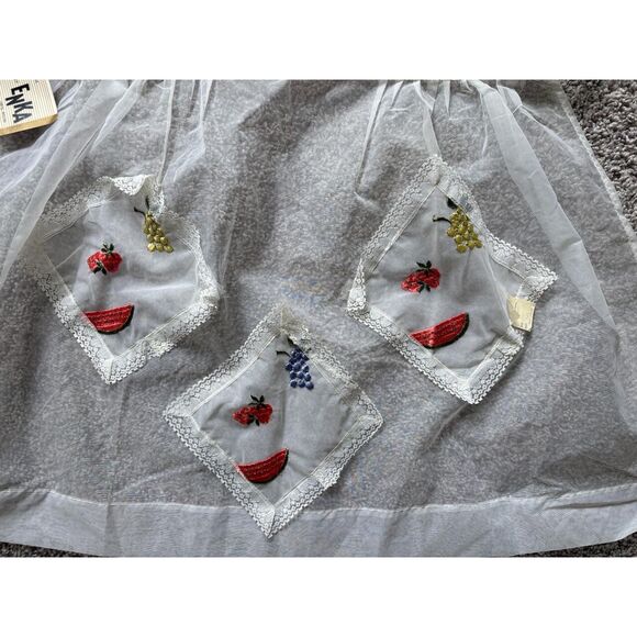 Vintage ENKA Sheer Half Apron White with Fruit Pattern Pockets 1950's - Picture 4 of 9
